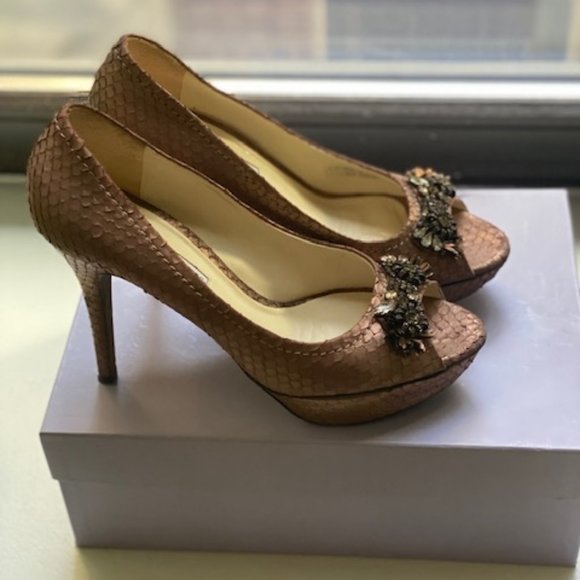 Vera Wang Lavendar Jeweled Platform Pumps - Picture 5 of 7